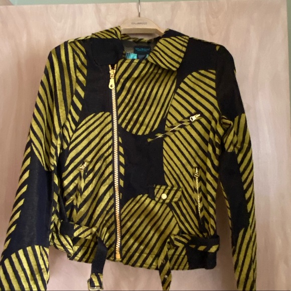 Jacket - Picture 1 of 5